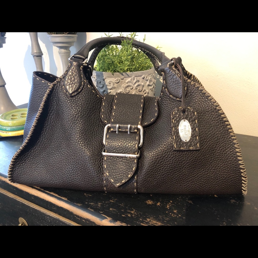 💯 Authentic FENDI Pebbled Leather Selleria Bag